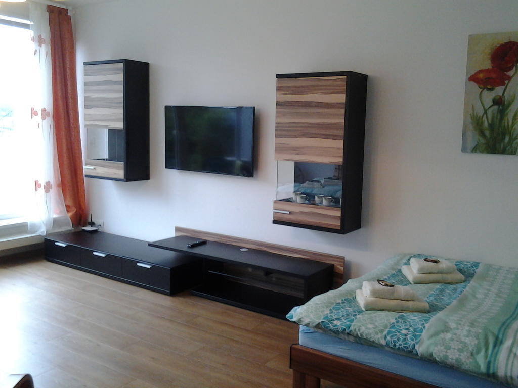 Apartman Residence Nabrezi Beroun  Oda fotoğraf