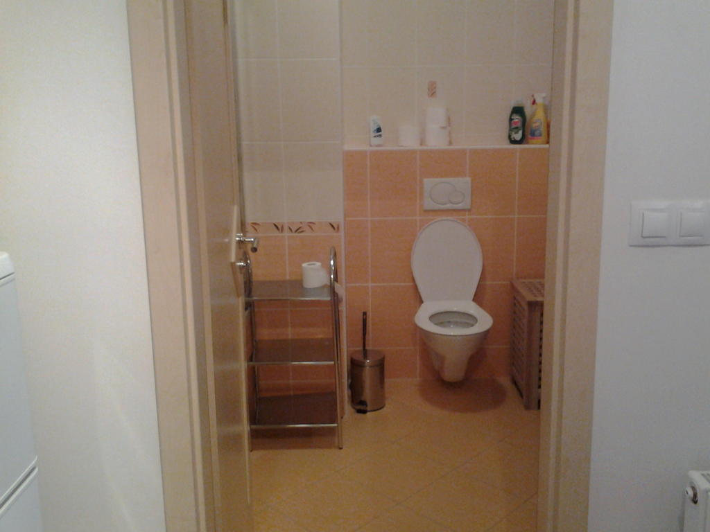 Apartman Residence Nabrezi Beroun  Oda fotoğraf