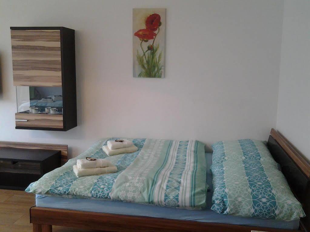 Apartman Residence Nabrezi Beroun  Dış mekan fotoğraf